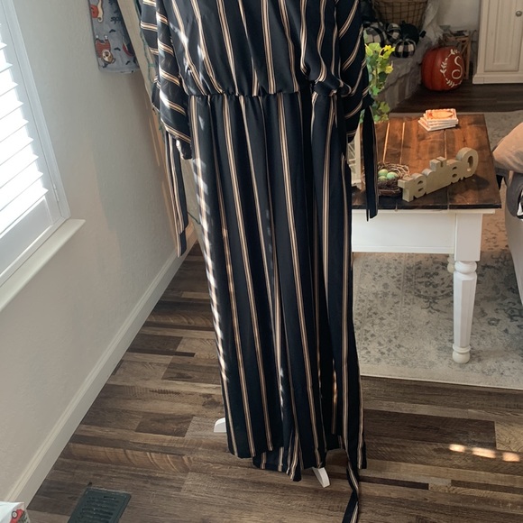 Avenue jumpsuit 18/20 NWT - Picture 5 of 9